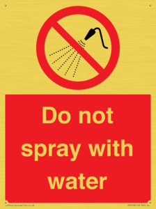 PV7618: Do not spray with water