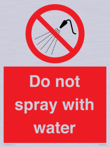 PV7618: Do not spray with water