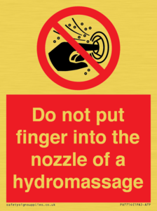 PV7714: Do not put finger into the nozzle of a hydromassage