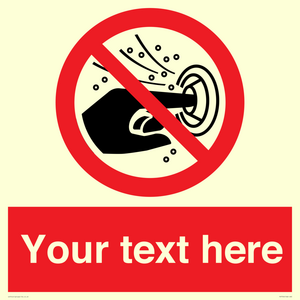 PV7724: Custom prohibition do not put finger into the nozzle of a hydromassage