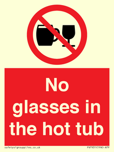 PV7931: No glasses in the hot tub
