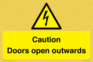 WA5670: Caution Doors open outwards