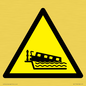 WL11194: W519 Warning: Grounding narrow boat on lock cill