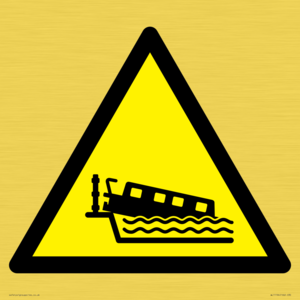WL11194: W519 Warning: Grounding narrow boat on lock cill