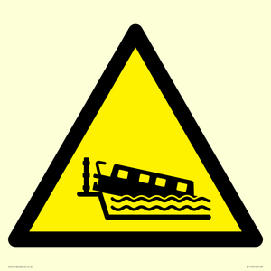 WL11194: W519 Warning: Grounding narrow boat on lock cill