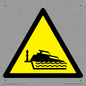 WL11196: W520 Custom Warning: Grounding cruiser on lock cill