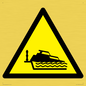 WL11196: W520 Custom Warning: Grounding cruiser on lock cill