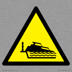 WL11196: W520 Custom Warning: Grounding cruiser on lock cill