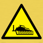WL11196: W520 Custom Warning: Grounding cruiser on lock cill