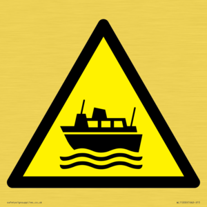 WL11200: W522  Warning: Ferries/crossing vessels