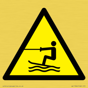 WL11964: W045 Warning: Towed water activity area