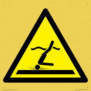 WL11970: W048 Warning: Shallow water (diving)