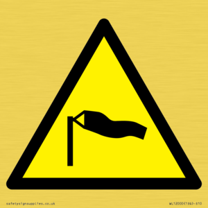 WL12000: W064 Warning: Strong winds