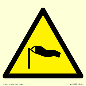 WL12000: W064 Warning: Strong winds