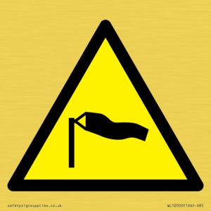 WL12000: W064 Warning: Strong winds