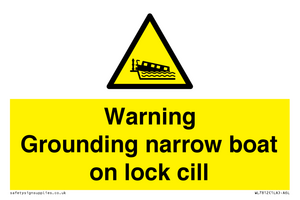 WL7812: Warning Grounding narrow boat on lock cill