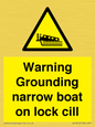 WL7812: Warning Grounding narrow boat on lock cill
