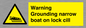 WL7812: Warning Grounding narrow boat on lock cill