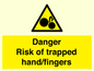 WM10836: Danger Risk of trapped hand/fingers