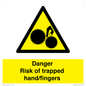 WM10836: Danger Risk of trapped hand/fingers