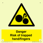 WM10836: Danger Risk of trapped hand/fingers