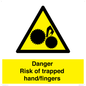 WM10836: Danger Risk of trapped hand/fingers