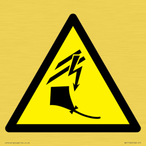 WV11166: W505 Warning: Kite flying near overhead power lines