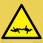 WV11940: W033 Warning: Barbed wire