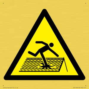 WV11946: W036 Warning: Fragile roof