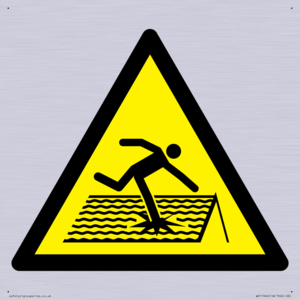 WV11946: W036 Warning: Fragile roof