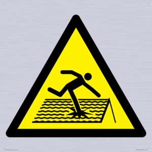 WV11946: W036 Warning: Fragile roof