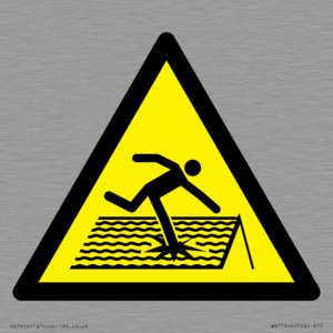 WV11946: W036 Warning: Fragile roof