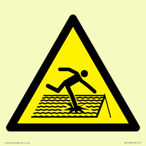WV11946: W036 Warning: Fragile roof