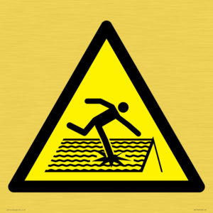WV11946: W036 Warning: Fragile roof