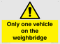 WV13382: Only one vehicle on weighbridge