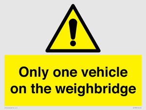 WV13382: Only one vehicle on weighbridge