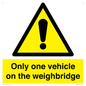 WV13382: Only one vehicle on weighbridge