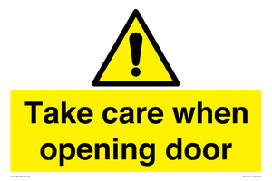 WV16781: Take care when opening door