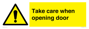 WV16781: Take care when opening door