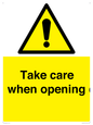 WV16781: Take care when opening door