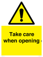 WV16781: Take care when opening door