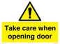 WV16785: Take care when opening door