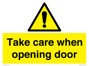 WV16785: Take care when opening door