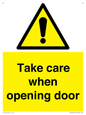 WV16785: Take care when opening door