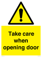 WV16785: Take care when opening door