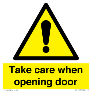 WV16785: Take care when opening door