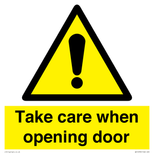 WV16785: Take care when opening door