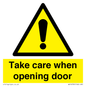WV16785: Take care when opening door