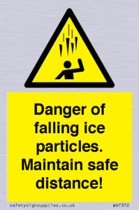 WV7372: Danger of falling ice particles. Maintain safe distance!