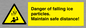 WV7372: Danger of falling ice particles. Maintain safe distance!